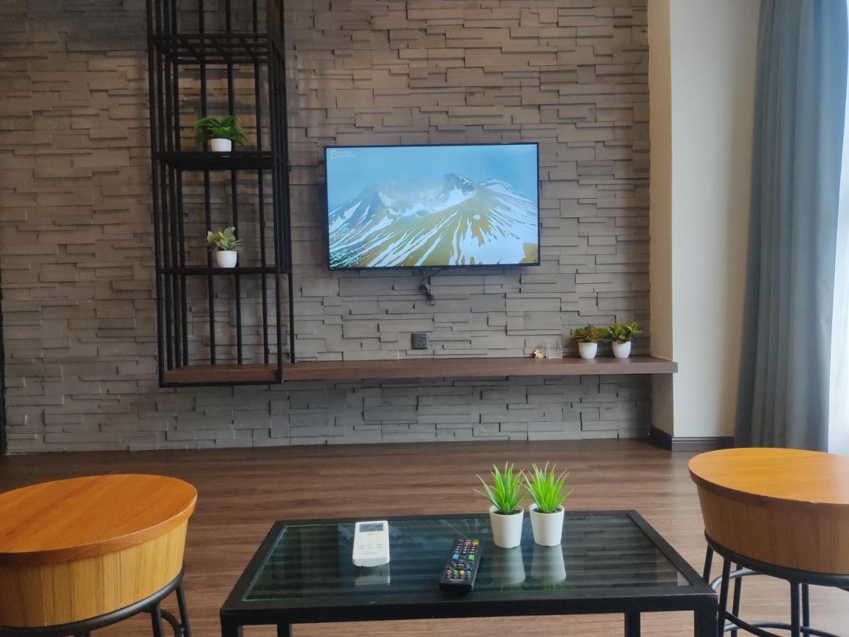 Exclusive Business Suite @ M Summit 191 George Town Exterior foto